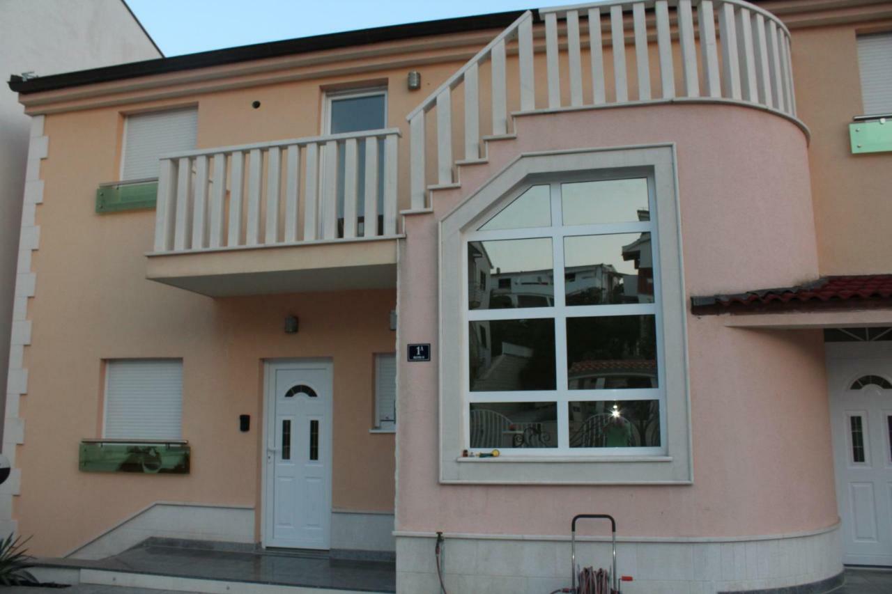 Villa Omazic Трогир Екстериор снимка